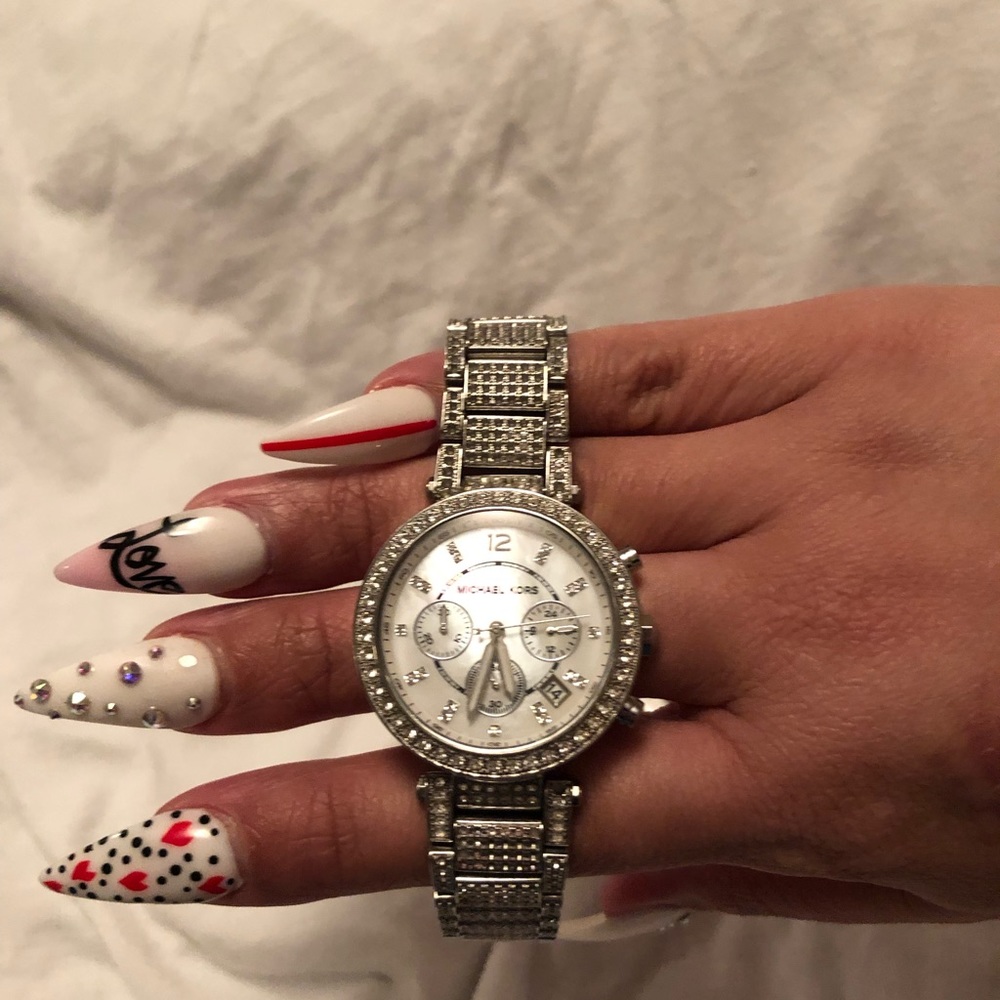 Watch GREAT GENTLY LOVED